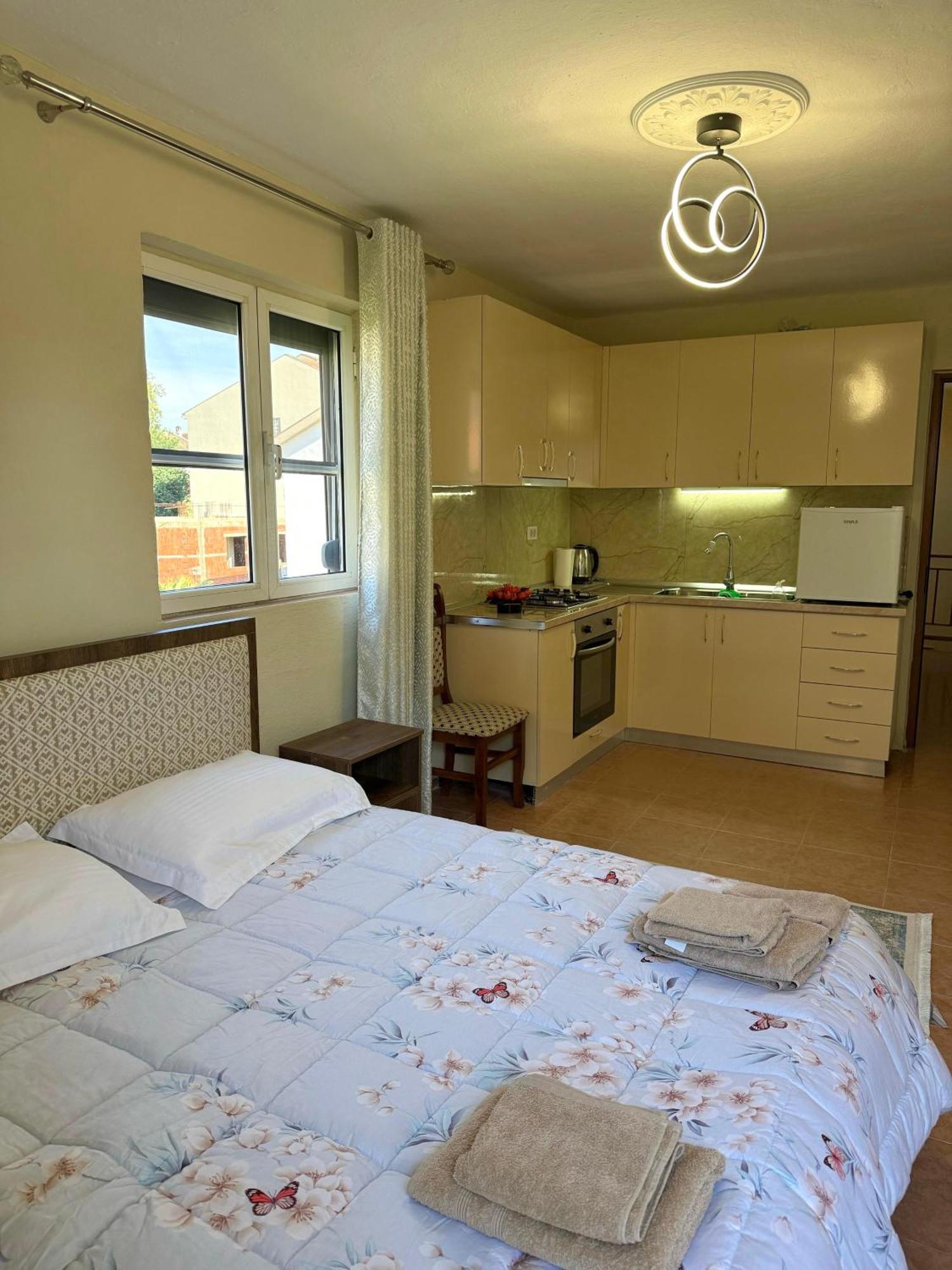 Shkodra Guest House 2 Ngoại thất bức ảnh